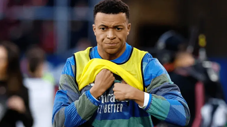 Portada de AS cree que Mbappé será titular ante el Atlético de Madrid