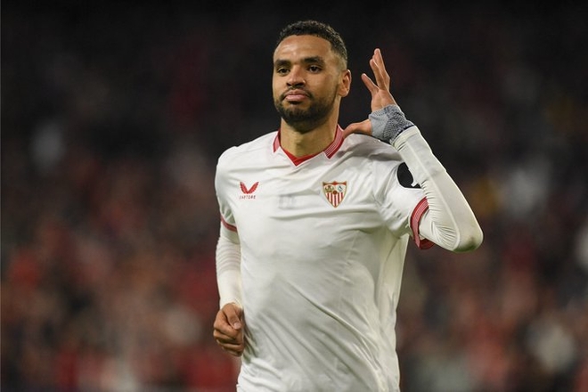 Portada de El United vuelve a por En Nesyri