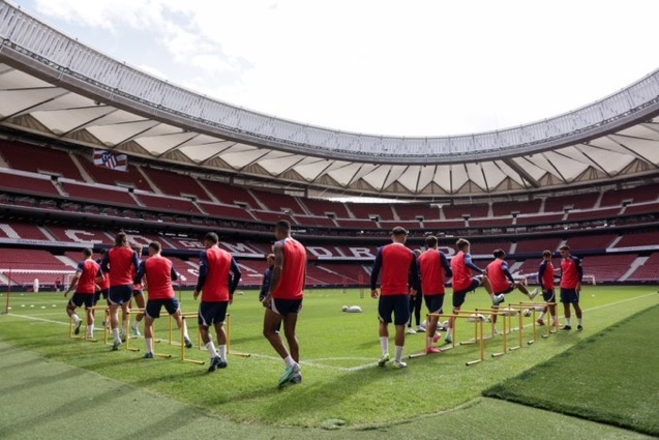 Noticia: Ensayo del Atlético de Madrid para el partido de la jornada 19 ante el Girona. Imagen de la noticia: Ensayo del Atlético de Madrid para el partido de la jornada 19 ante el Girona.