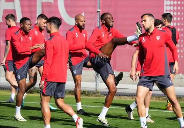 Noticia: Ocampos ausente en el entrenamiento de hoy debido a un proceso febril Imagen de la noticia: Ocampos ausente en el entrenamiento de hoy debido a un proceso febril