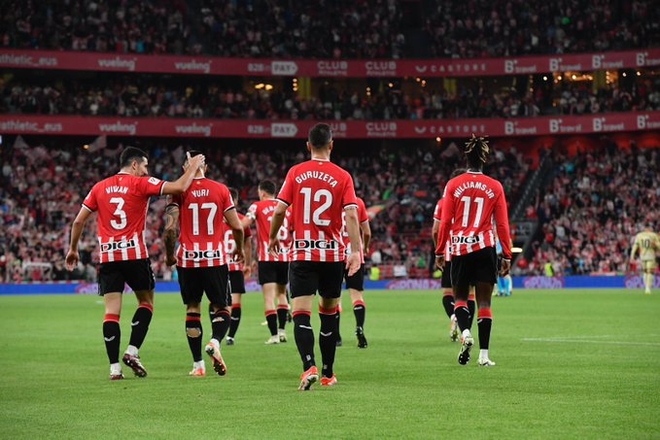 Imagen de la noticia: El partido VS Granada deja secuelas: piezas importantes del Athletic no entrenan este martes