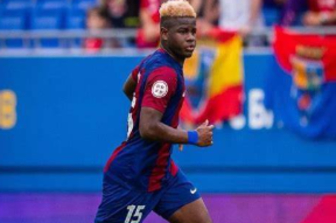 Portada de Barcelona y Porto discuten venta de Faye por €15M con cláusula de recompra