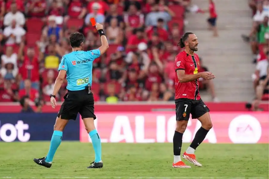 Portada de Muriqi y Morlanes sancionados con un partido, bajas ante el Celta