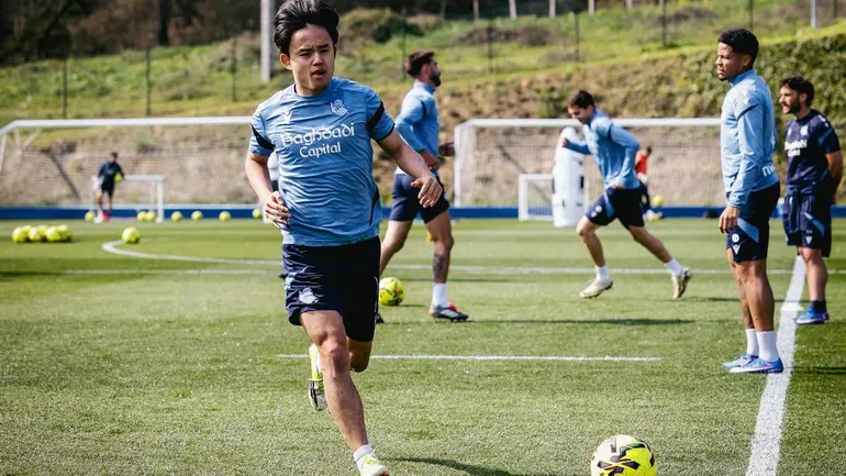 Take Kubo explica como está tras su lesión y habla sobre su incorporación al once, la Copa y el Mundial