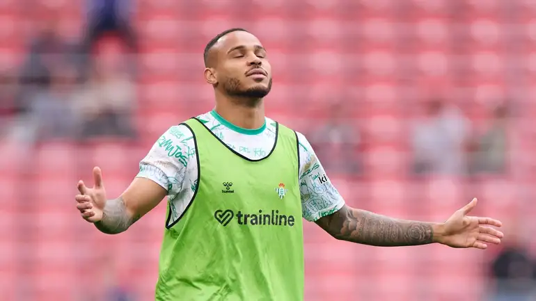 Natan y Bakambu, bajas a dos días del partido ante el Espanyol