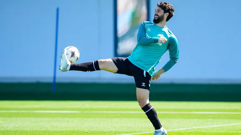 Isco recibe el alta médica y regresa a la convocatoria para enfrentarse al Braga