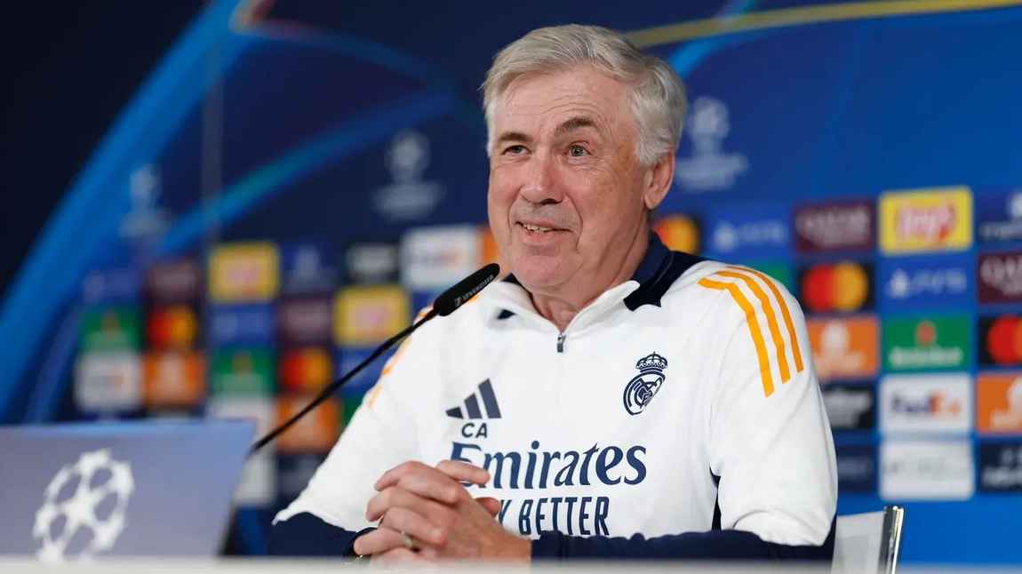 Noticia: Ancelotti sobre Mbappé, Valverde hacia el lateral, Tchouameni, Ceballos y Asencio, más ambiciones Imagen de la noticia: Ancelotti sobre Mbappé, Valverde hacia el lateral, Tchouameni, Ceballos y Asencio, más ambiciones