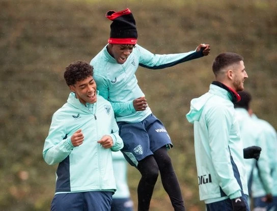 Portada de Convocatoria del Athletic para debutar en Copa ante el Ourense