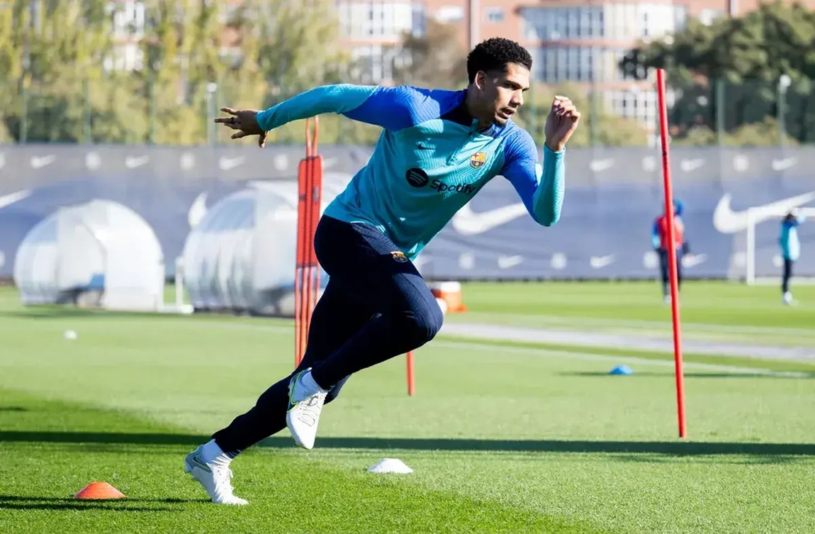 Araújo listo para regresar al juego en año nuevo, en el derbi