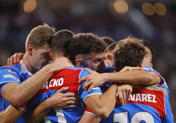Portada de Gana el Atlético, resurge y cumple en la Champions League