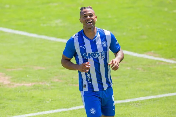 Portada de El Alavés vence otra vez, ahora gracias a Mariano
