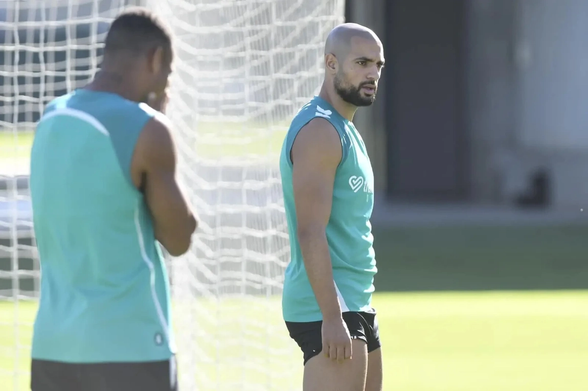 Portada de Oficial: Amrabat es baja del Betis para la Jornada 8 de Liga