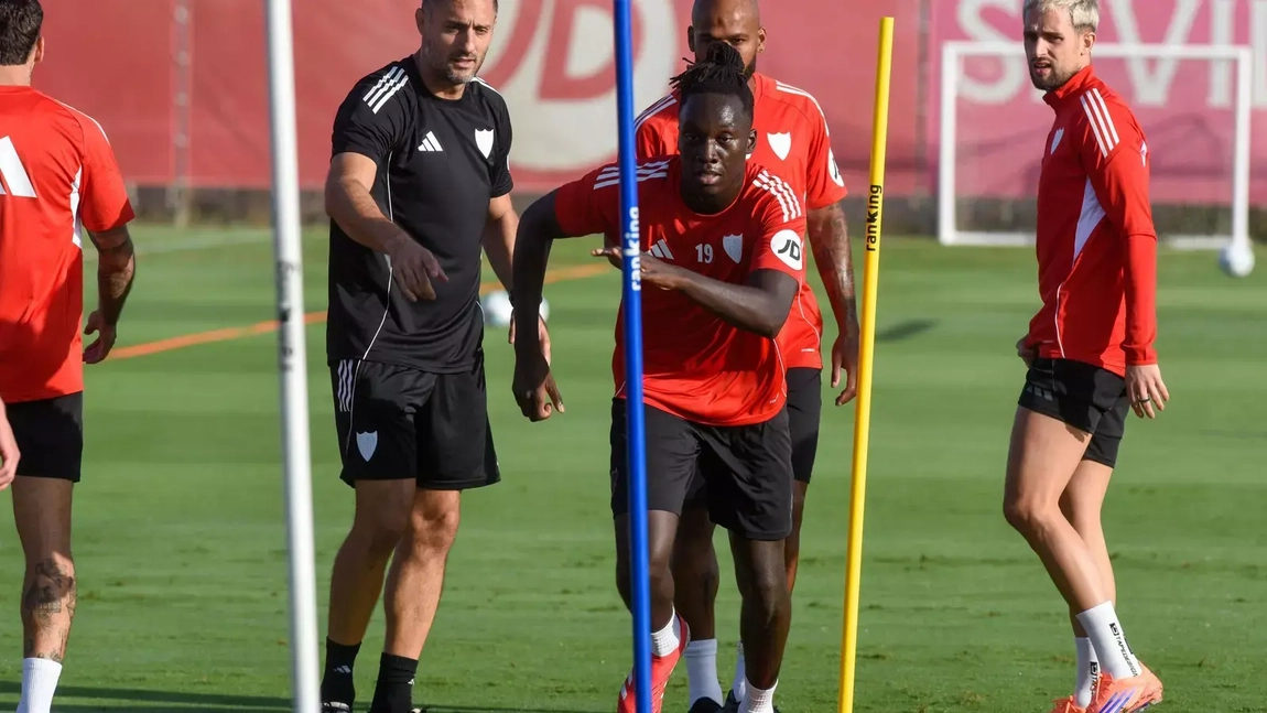 Mendy y Azpilicueta llegan para la Jornada 12 del Sevilla