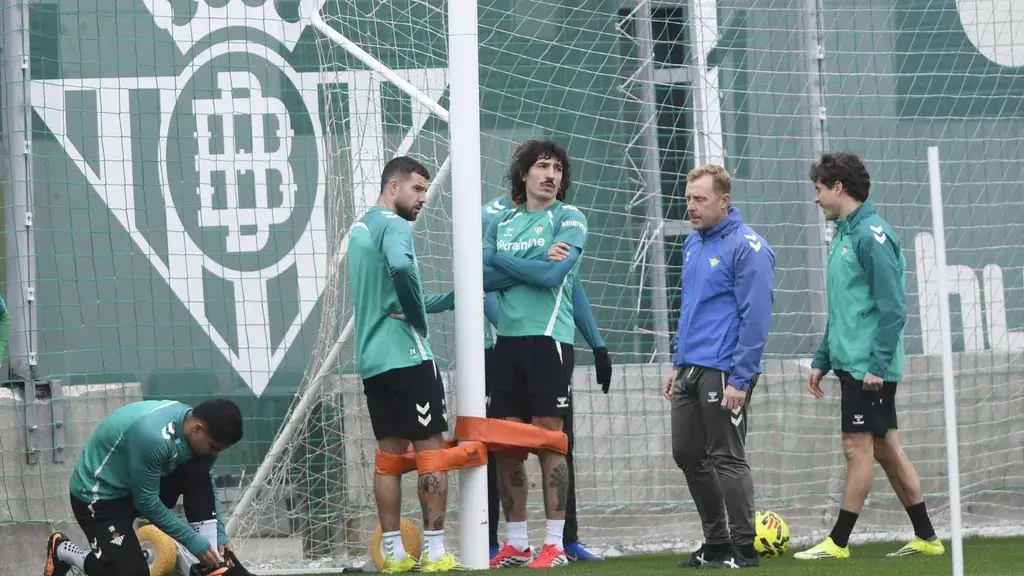 Portada de Otro regreso para el Betis que llegará más fuerte ante el Rayo