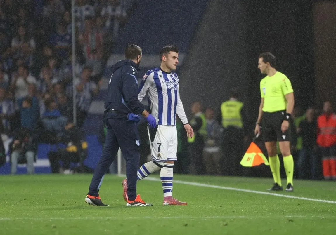 Portada de Barrene no entrena con la Real Sociedad, duda Fantasy