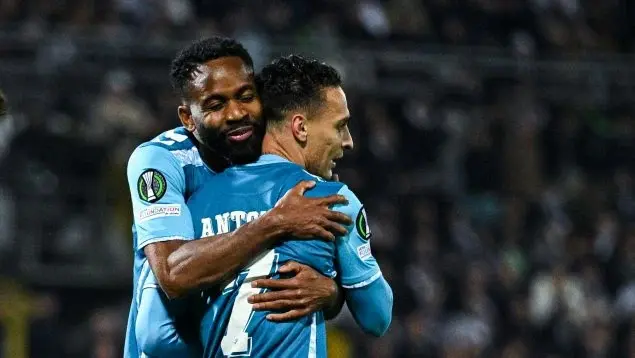 Noticia: Betis con tres cambios en su alineación ante la Fiorentina por cupo a la final de Conference League Imagen de la noticia: Betis con tres cambios en su alineación ante la Fiorentina por cupo a la final de Conference League