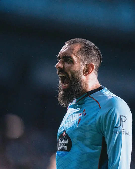 Portada de Gol de Borja, pero el Celta pasa en Copa del Rey por penales