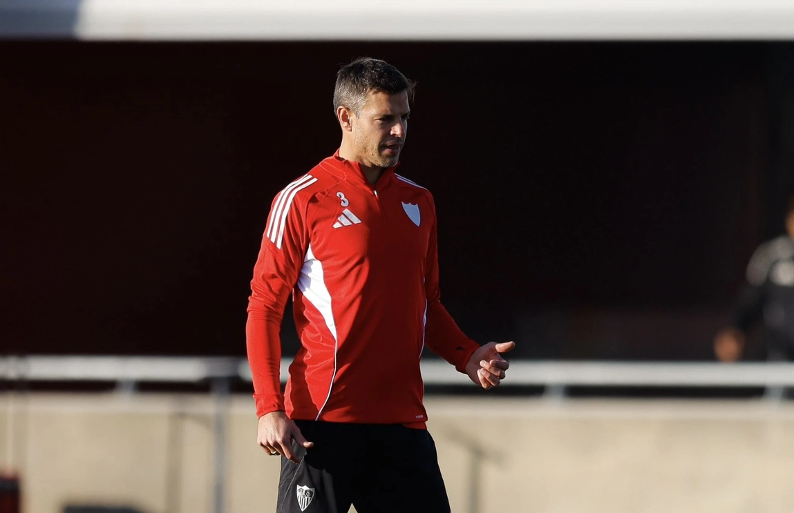 Portada de El Sevilla, con más ausencias, y regresos en duda antes de enfrentar al Oviedo