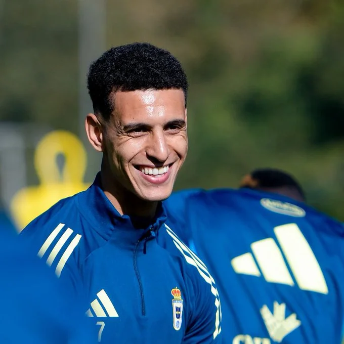 Portada de Chaira vuelve con el Oviedo de cara al Elche