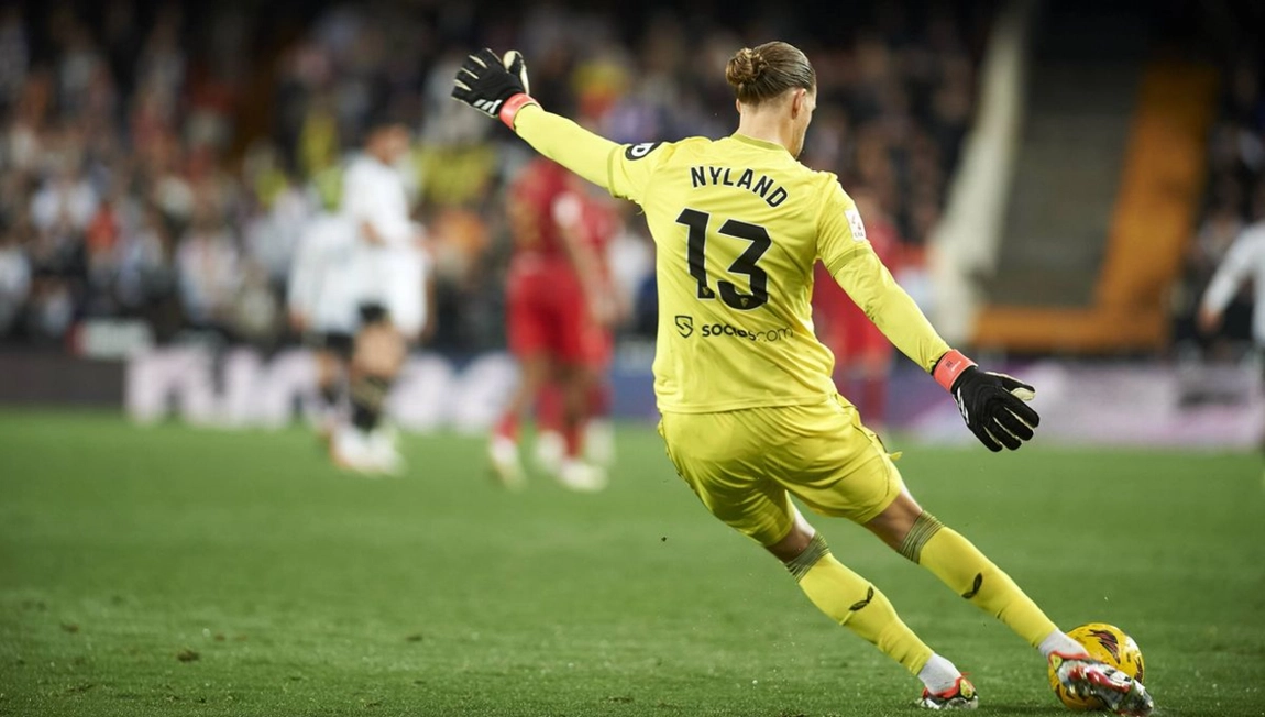 Nyland, primer desafío para el Sevilla de García Pimienta en pretemporada