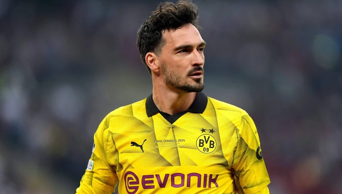 Portada de Hummels, opción para el Real Madrid.