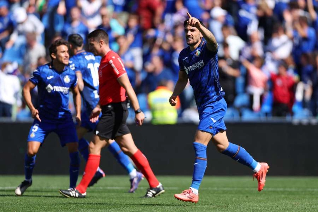 El Getafe celebra como local ante el Alavés