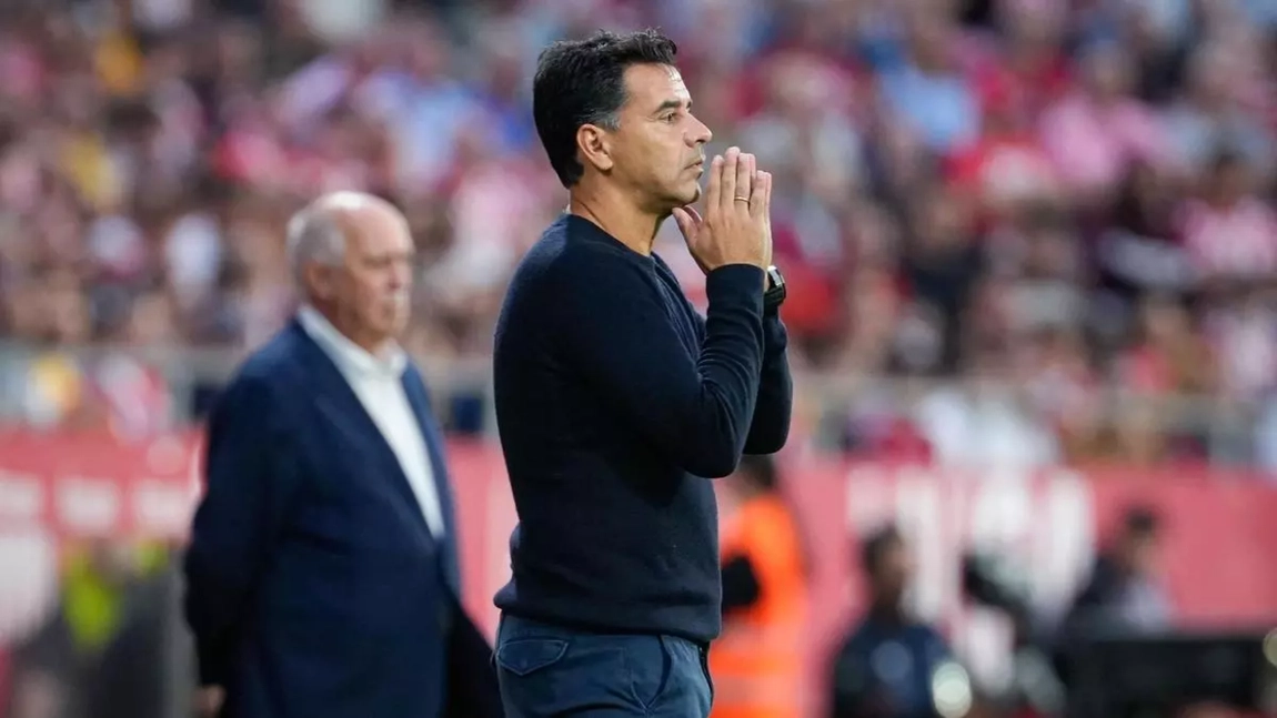 Portada de Míchel contento en ruede de prensa en Balaídos