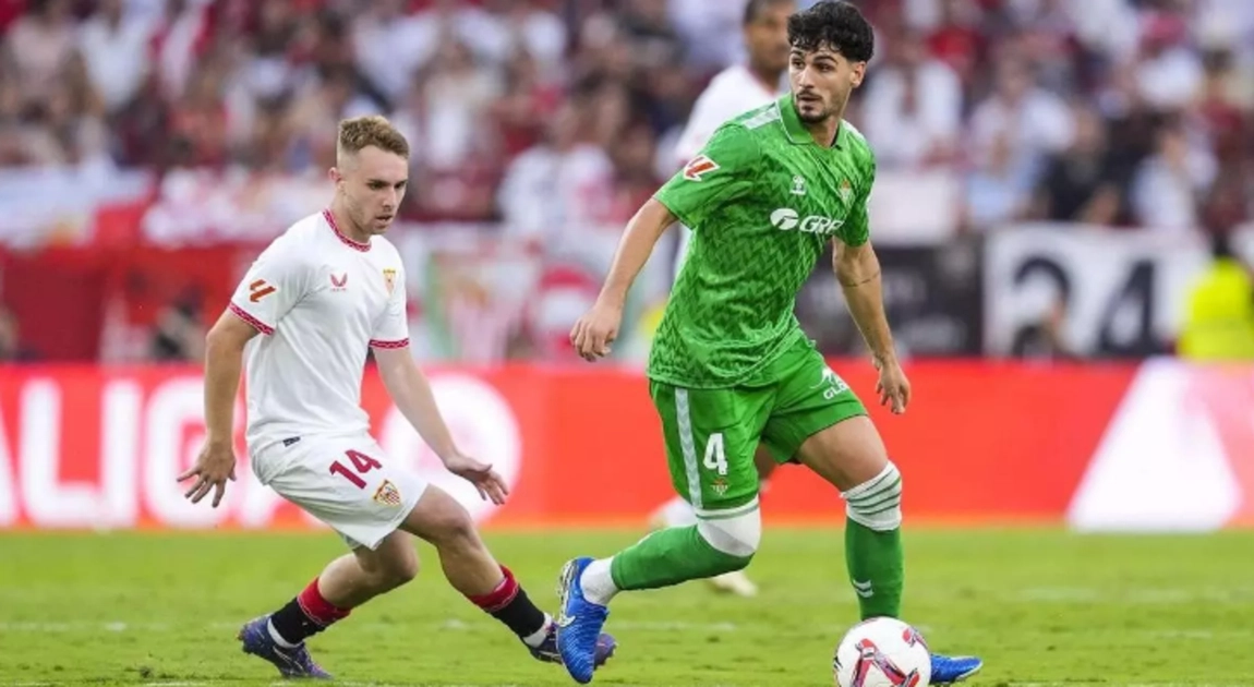 Portada de Desconvocatoria para Johnny Cardoso que se queda en Sevilla