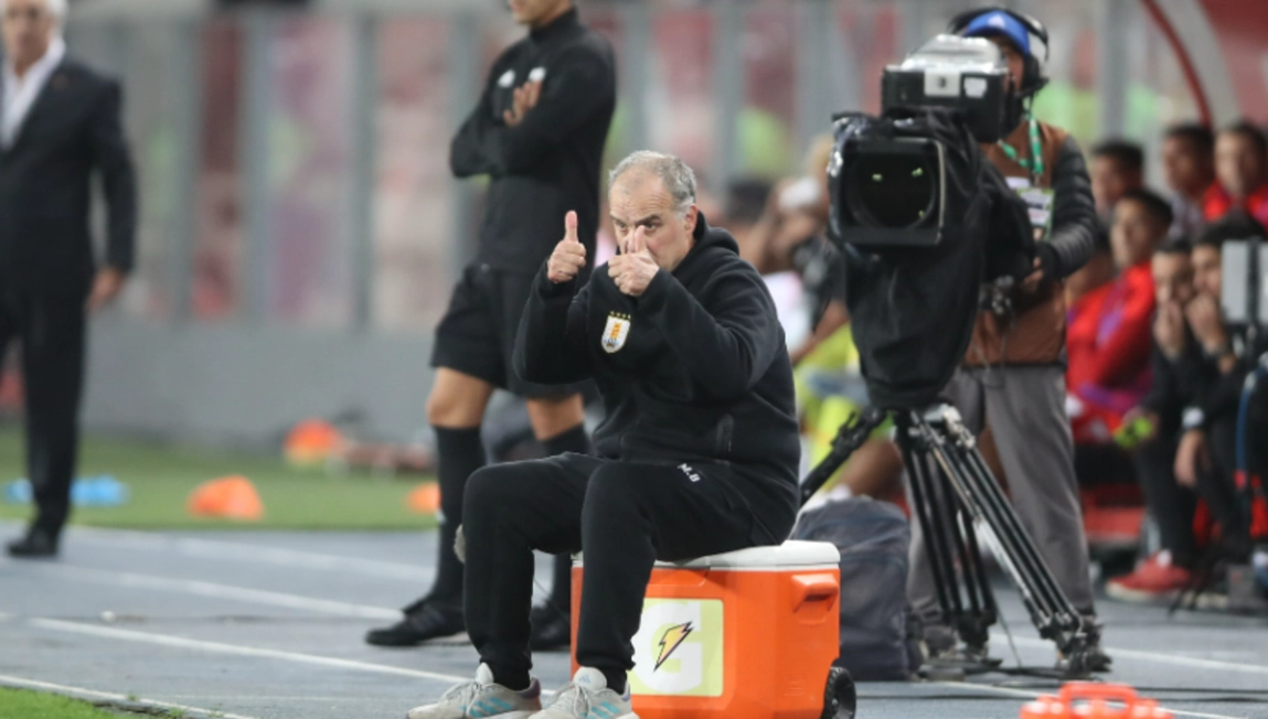 Portada de Rueda de prensa de Marcelo Bielsa al terminar el partido