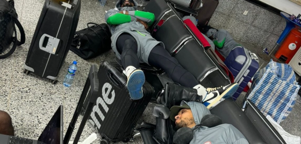 Ejuke e Iheanacho con Nigeria retenidos en el aeropuerto