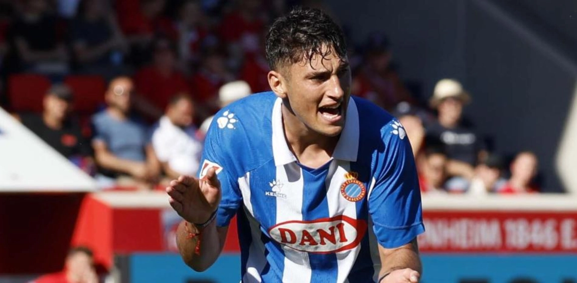 Portada de Véliz con Hat-Trick para el Espanyol en Copa del Rey