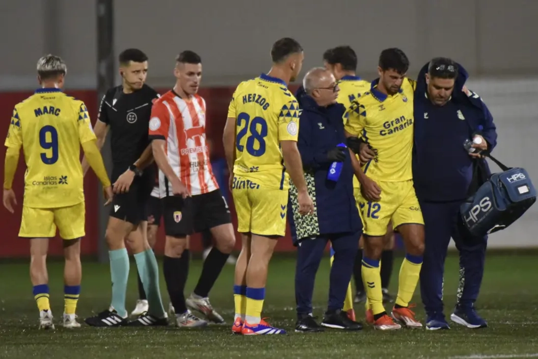 Portada de Las Palmas confirma ausencia de Loiodice