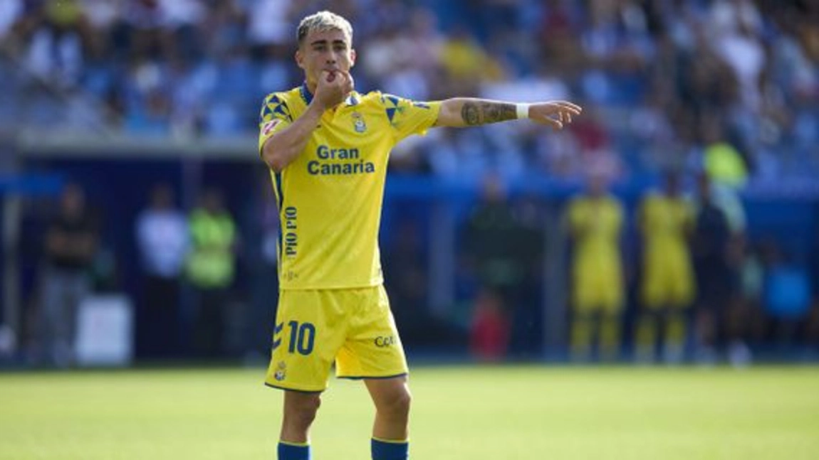 Portada de Sandro, la novedad en el once de Las Palmas en Liga