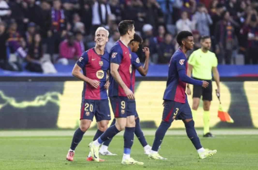 El Barcelona manda en el derbi de Cataluña
