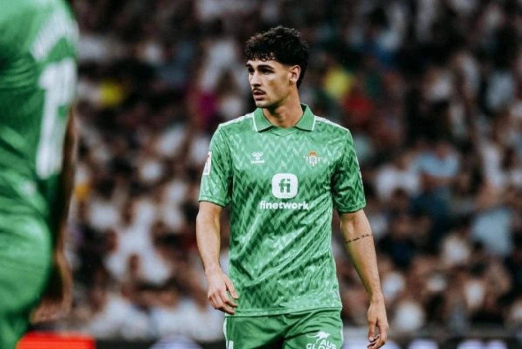 Portada de Cardoso, baja para el Betis, obliga a movimientos de mercado
