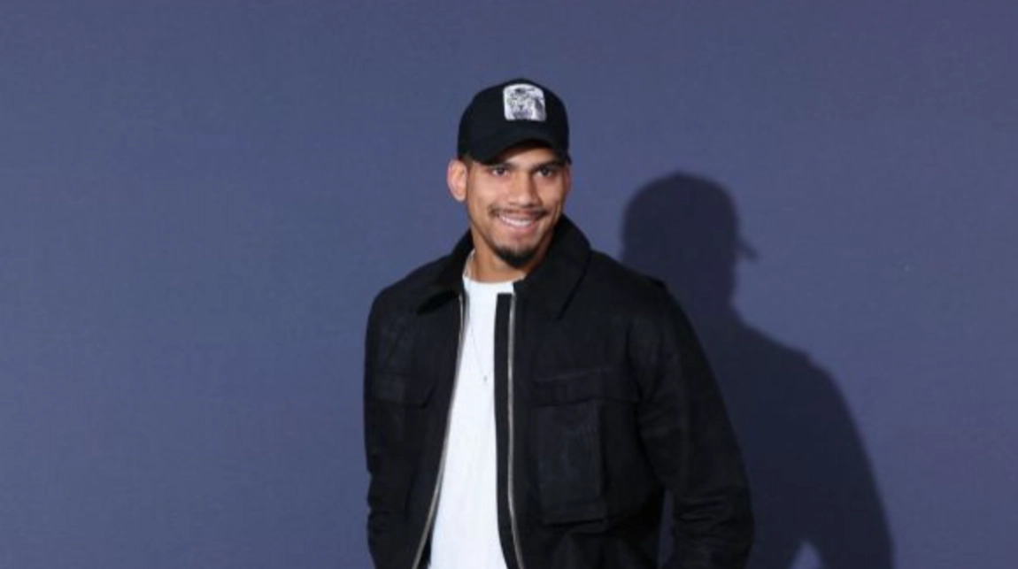 Portada de El Barça empieza ya a planificar la vuelta de Araujo
