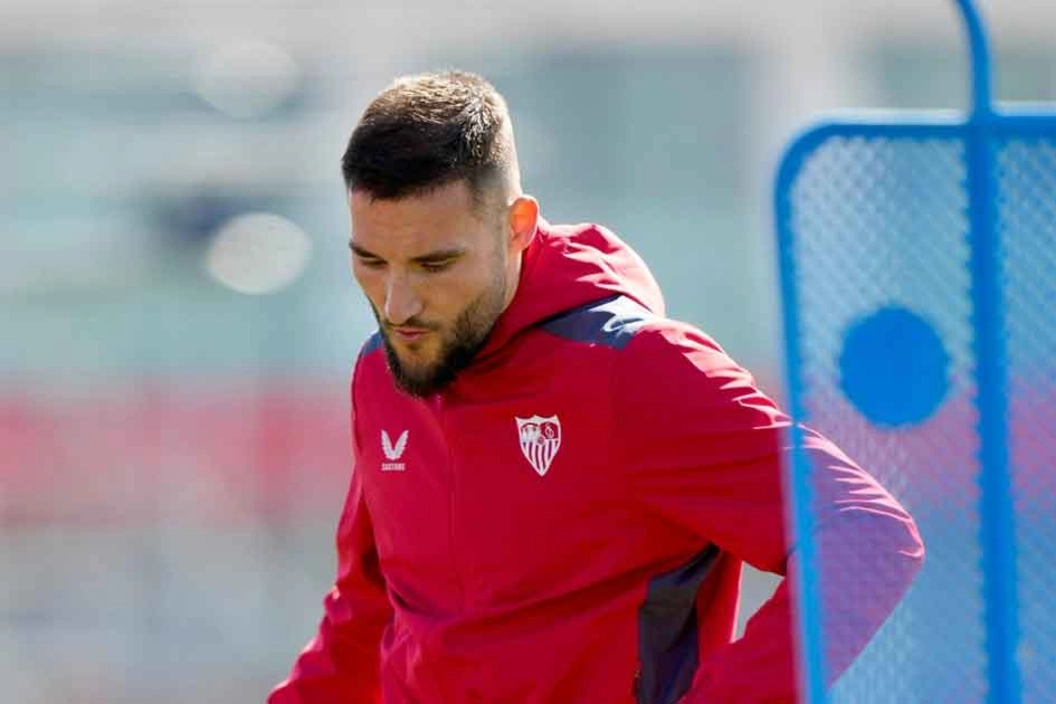 Portada de Gudelj minimiza la Duda con el Sevilla