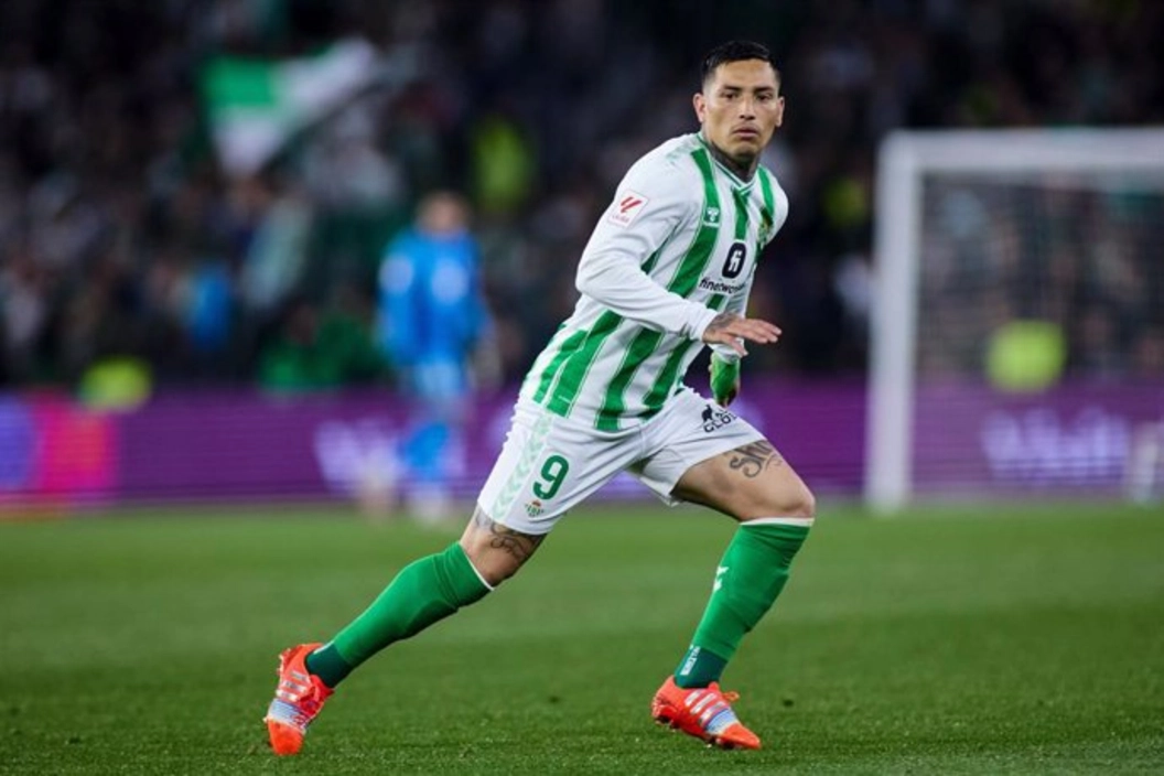 Portada de El Chimy Àvila se muestra para enfrentar a la Real Sociedad
