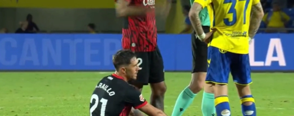 Noticia: Preocupación en el Mallorca por la lesión de Raíllo Imagen de la noticia: Preocupación en el Mallorca por la lesión de Raíllo