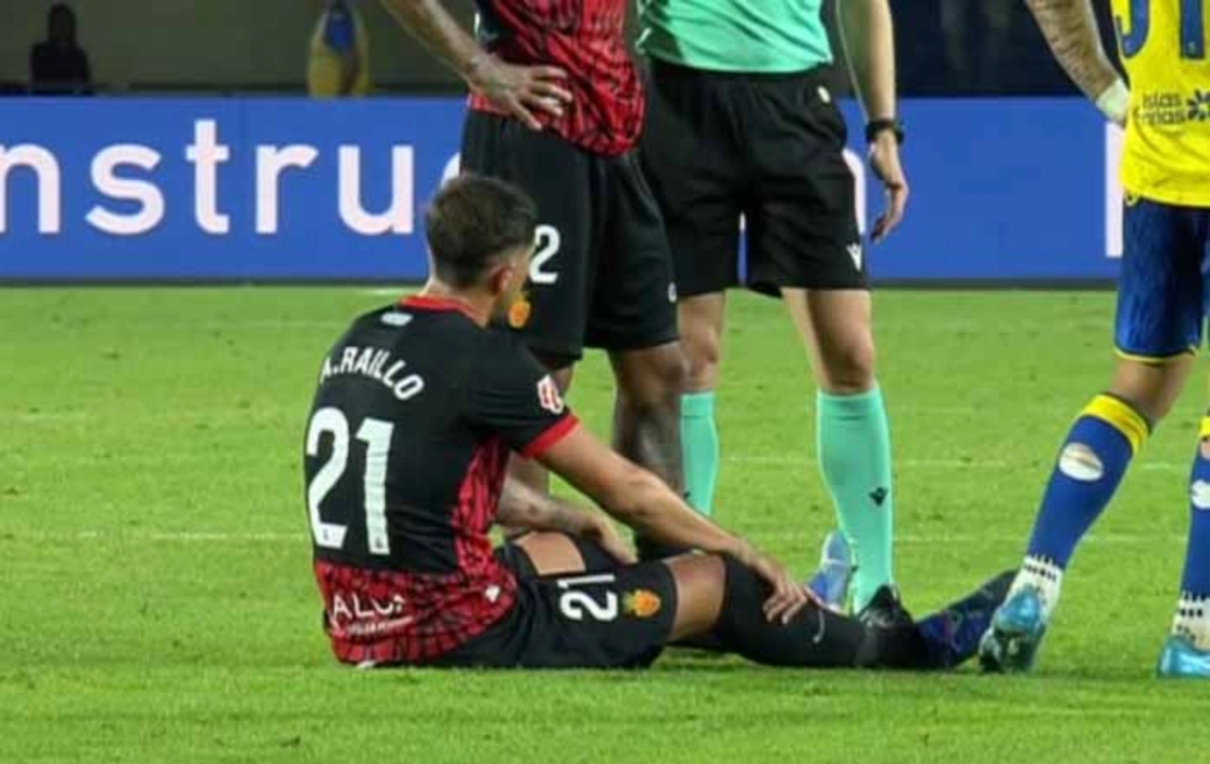 Noticia: Raíllo estaría contra el Valencia, no tendría lesión Imagen de la noticia: Raíllo estaría contra el Valencia, no tendría lesión