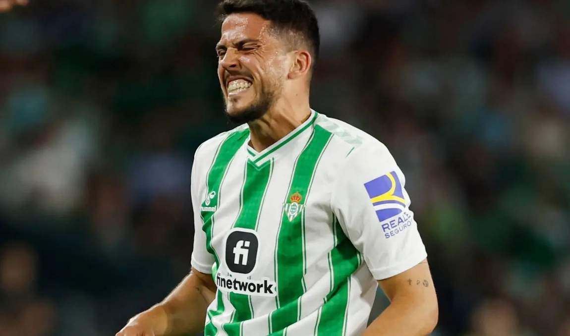 Portada de El Betis mira a la enfemería, pero necesita soluciones antes