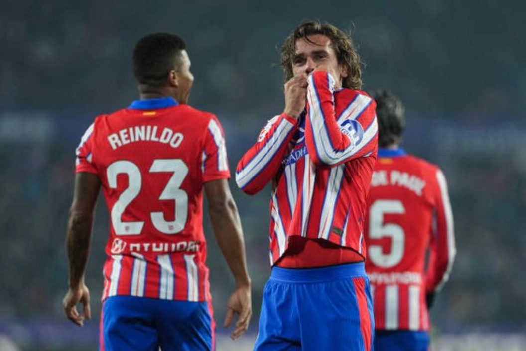 Portada de Griezmann sobre la delantera atlética: "todos a una"