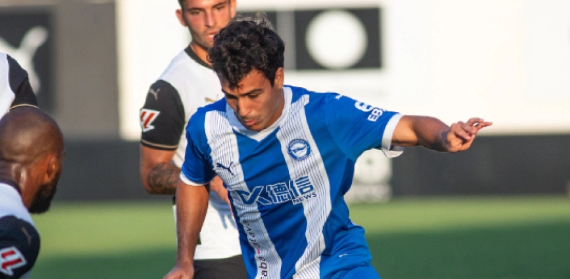 Portada de El Alavés se aplica con presión de Luis García