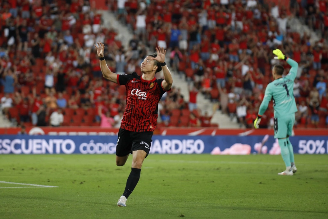 Portada de Asano vuelve con el Mallorca, ¿ante el Barcelona?