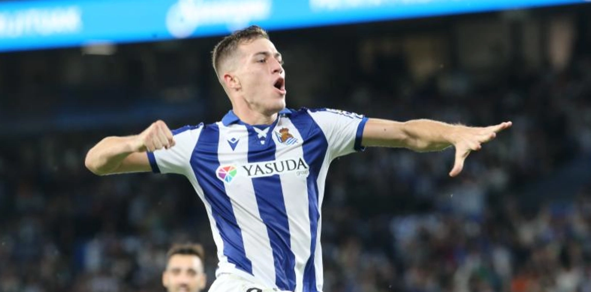 Real Sociedad, pendientes de Sucic y Aguerd