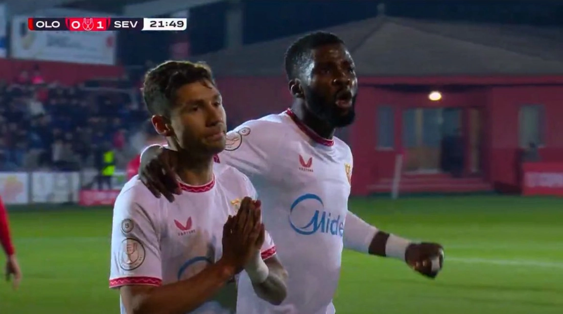 Portada de El Sevilla gana con Montiel, Juanlu e Iheanacho
