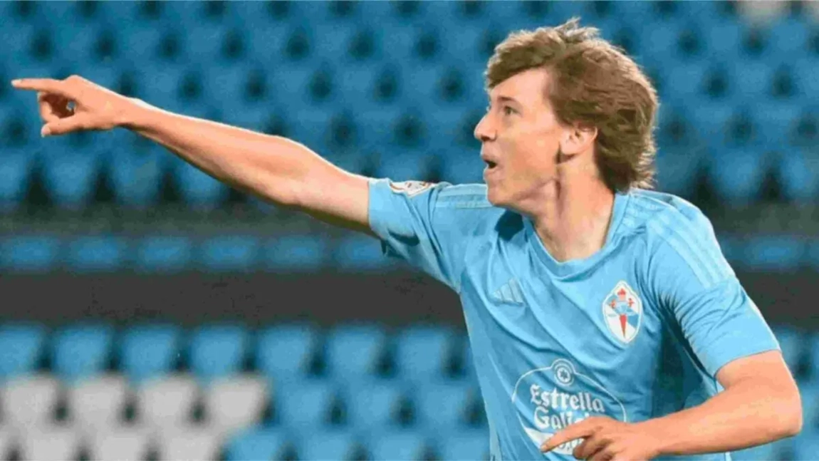 Portada de Debuts en el Celta, Borja en el ataque frente al Mallorca