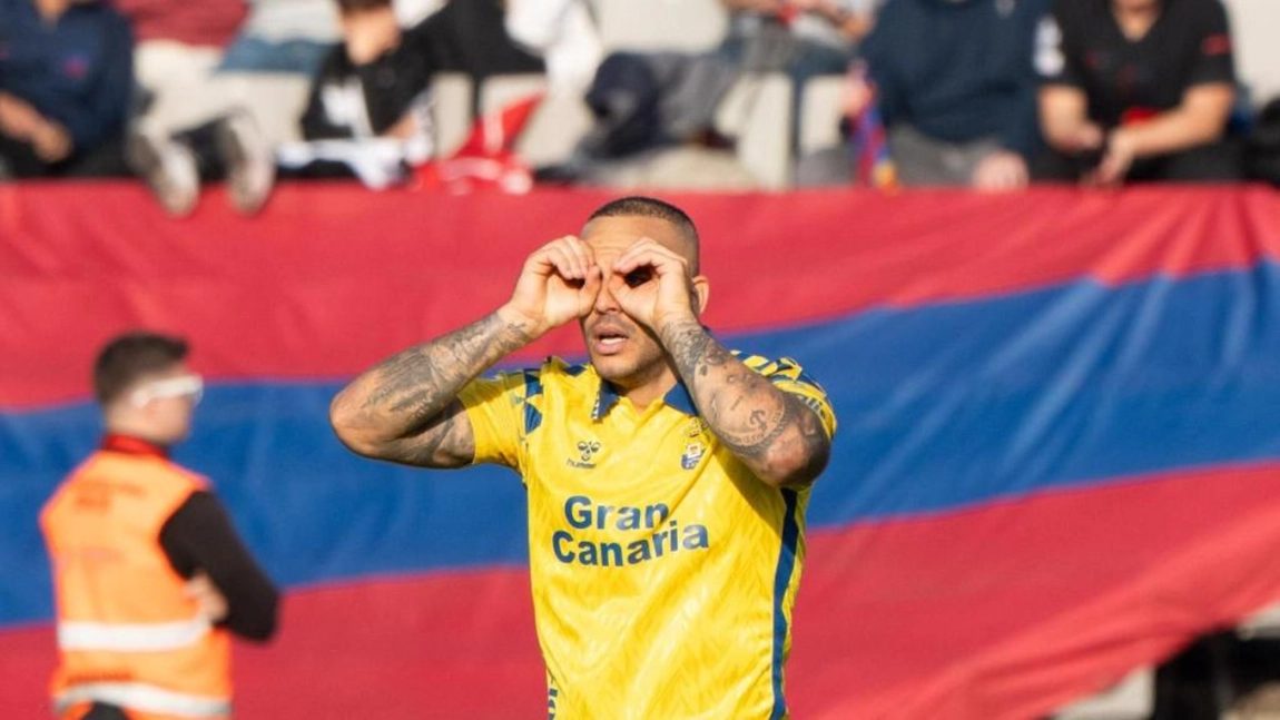 Portada de Sandro de roba el espectáculo en Las Palmas