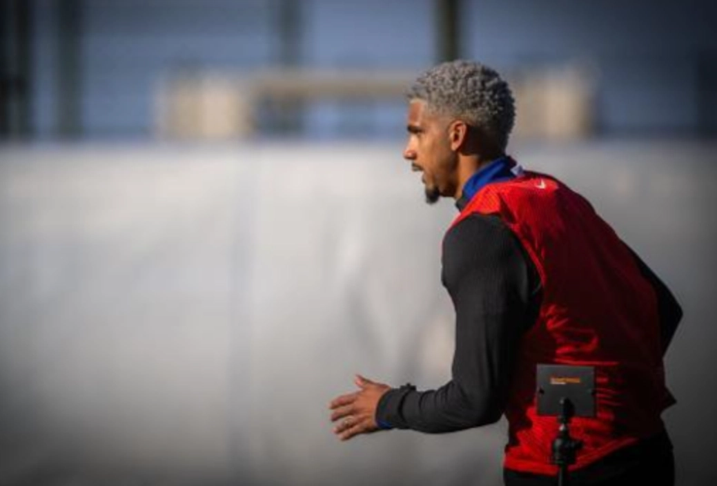 El Barça activa el chip de Champions, con Araujo progresando