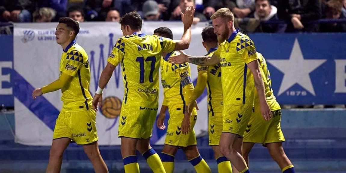 Portada de Las Palmas - Elche, de los retos más fuertes en Copa